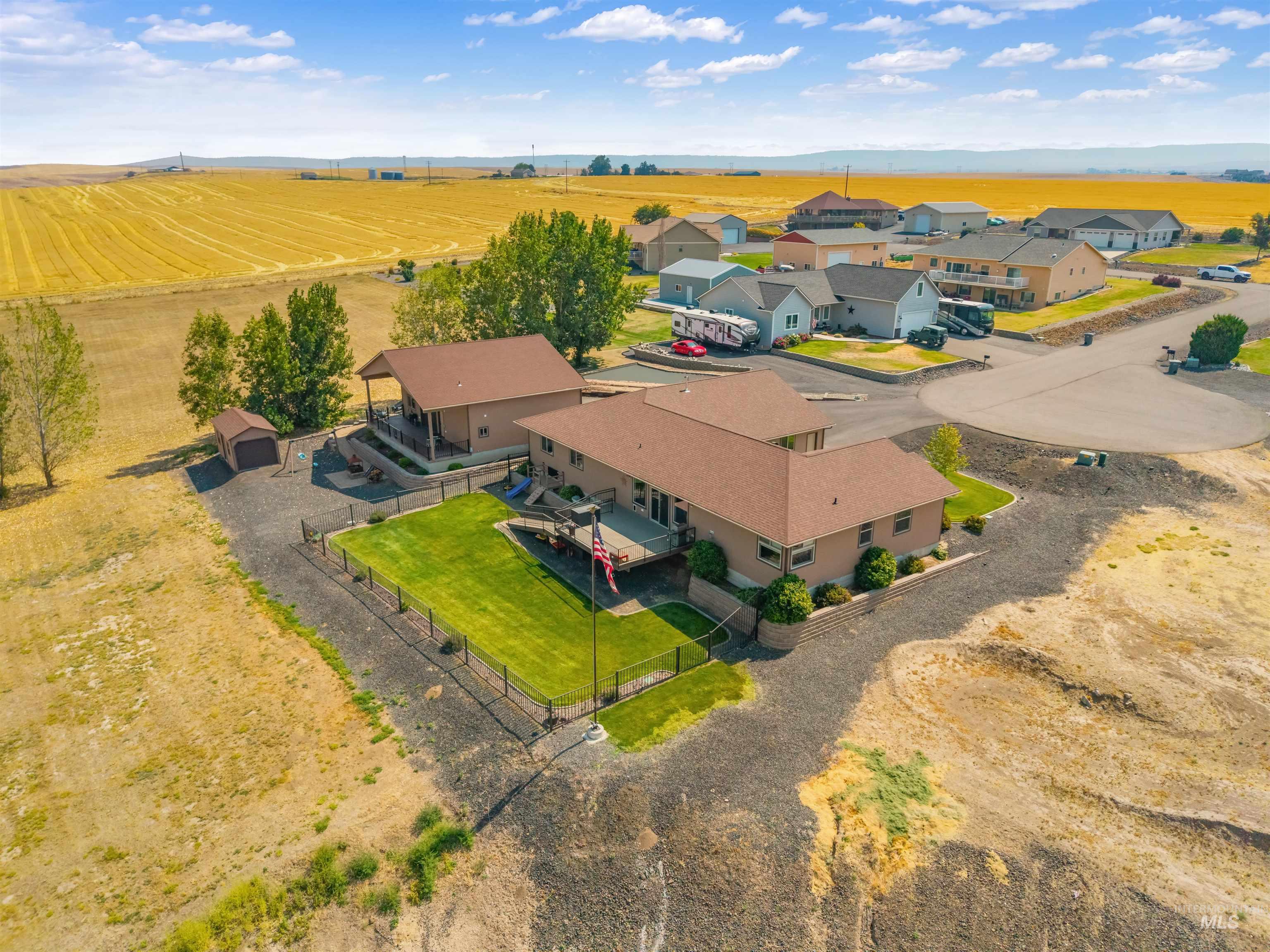 705 Talons Ct Property Photo 42