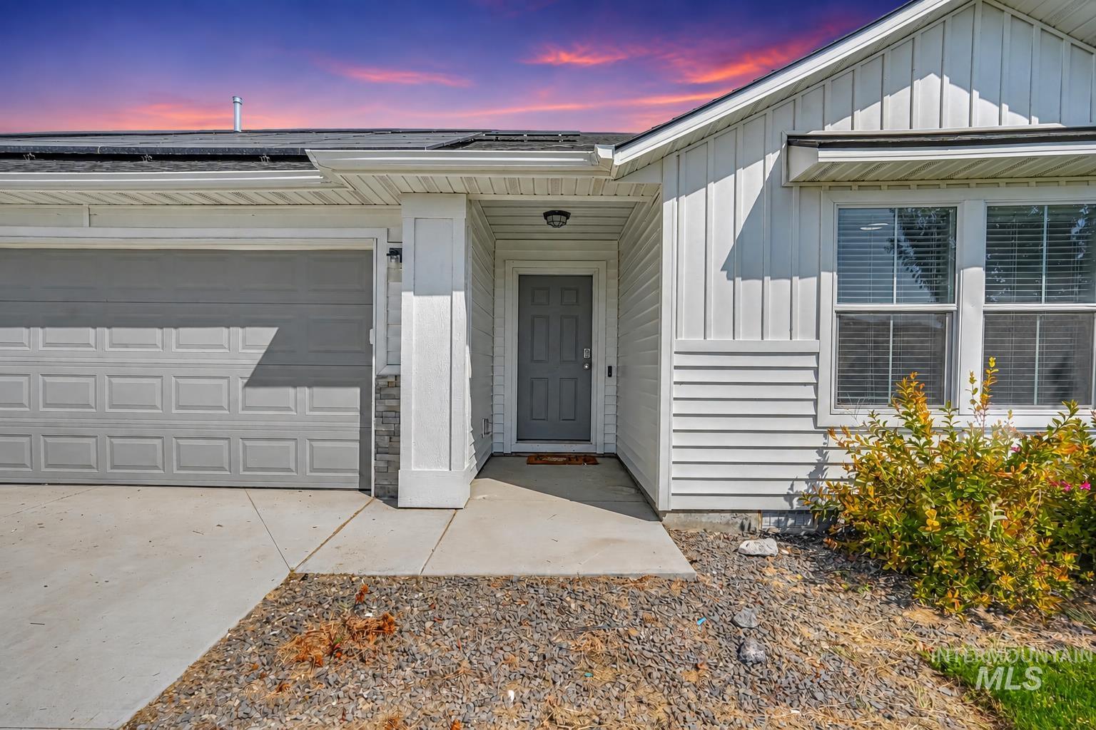 12786 Carkhill St Property Photo 3