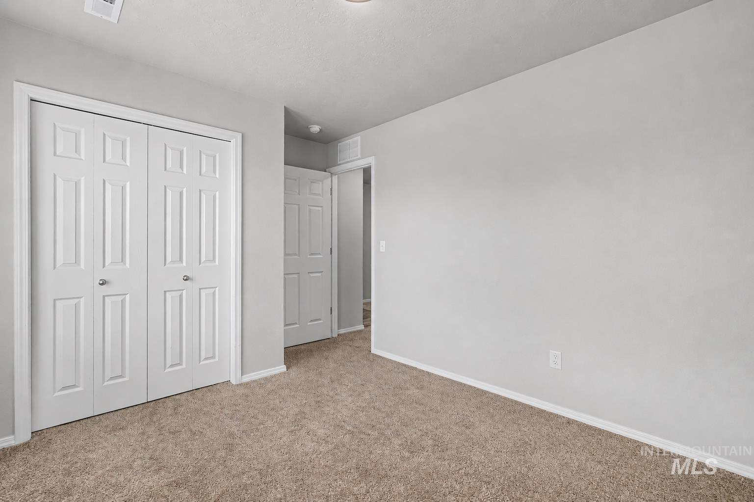 12786 Carkhill St Property Photo 7