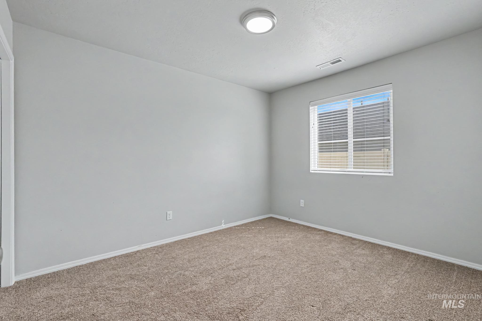 12786 Carkhill St Property Photo 9