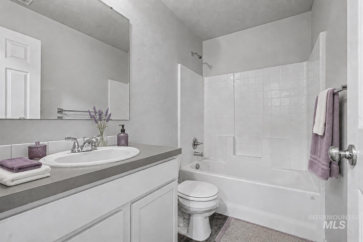 12786 Carkhill St Property Photo 11