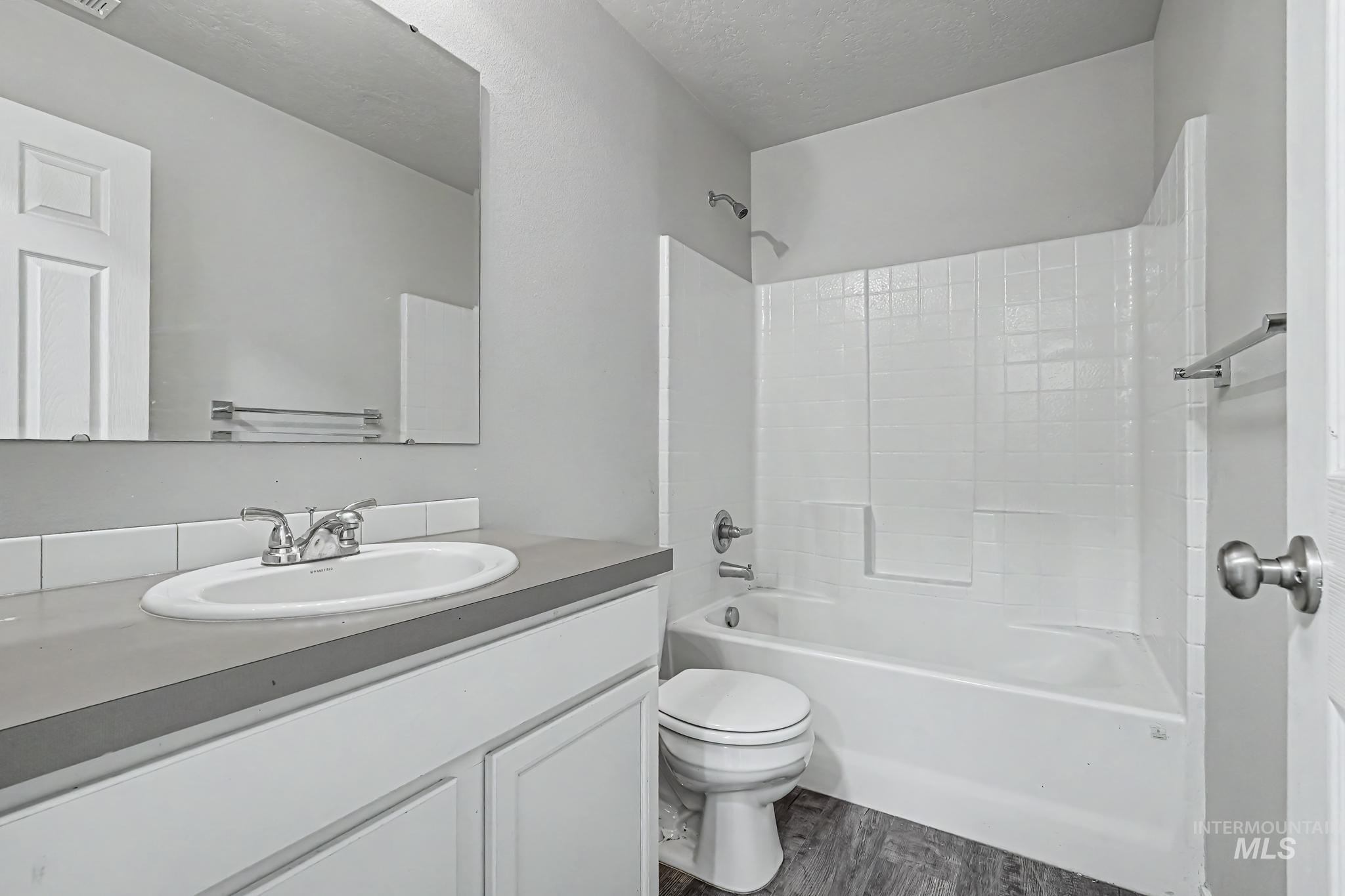 12786 Carkhill St Property Photo 12