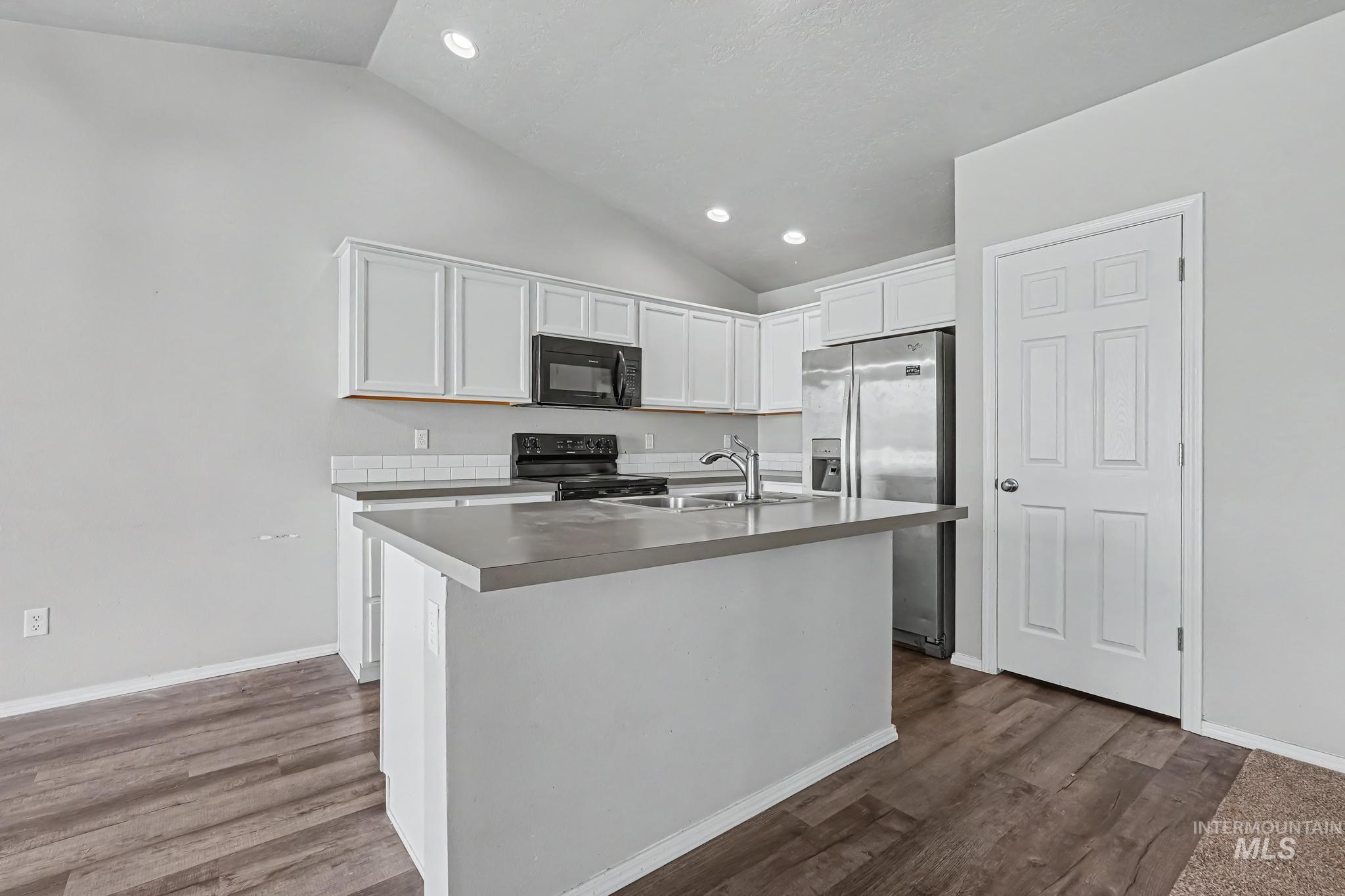 12786 Carkhill St Property Photo 22