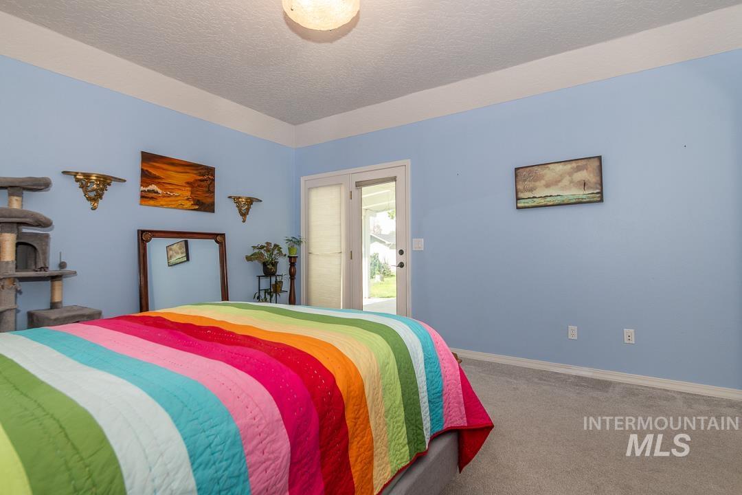 1005 Karndell St Property Photo 26