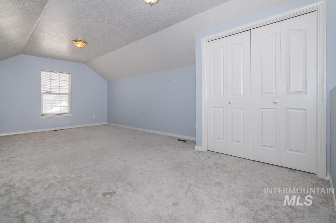 1005 Karndell St Property Photo 42