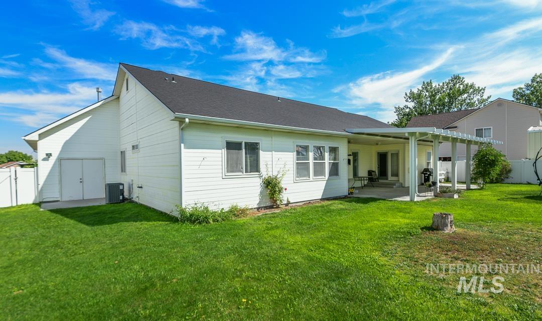 1005 Karndell St Property Photo 48