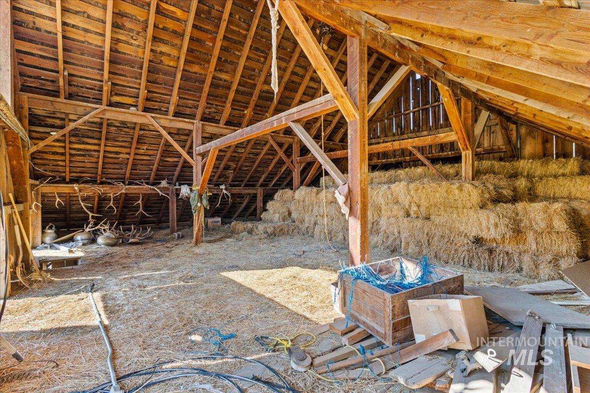 1034 Browns Lane Property Photo 32