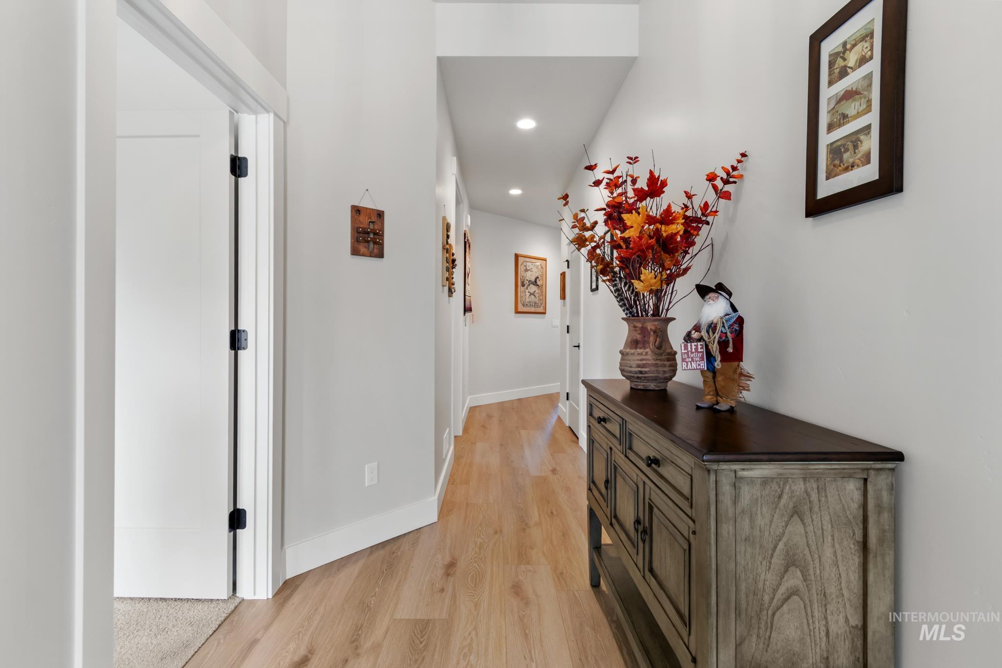 9864 W Aviara Street Property Photo 7