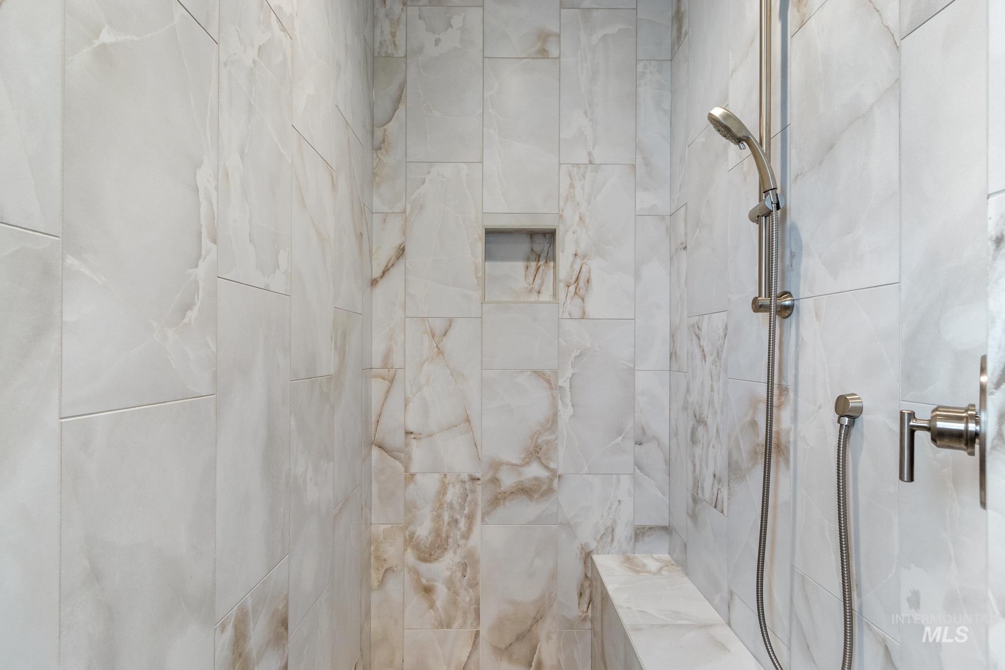 9864 W Aviara Street Property Photo 16