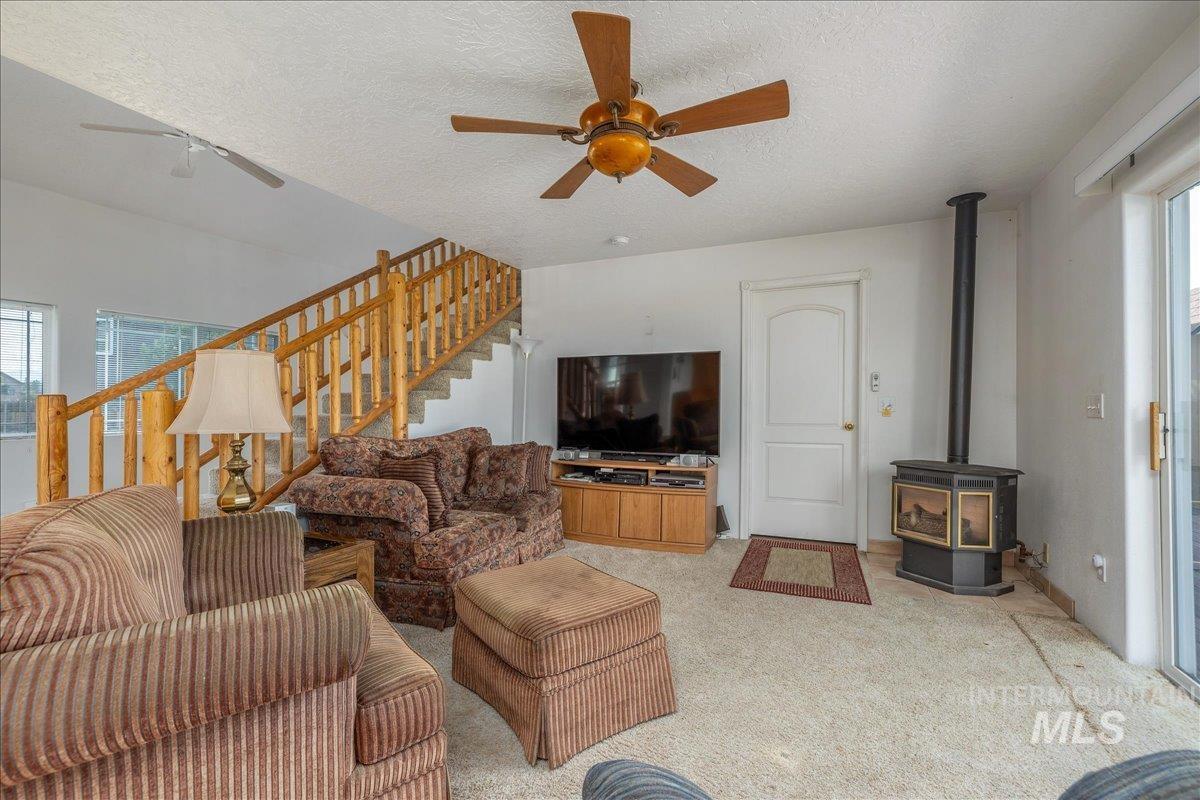 13159 Cameron Dr. Property Photo 11