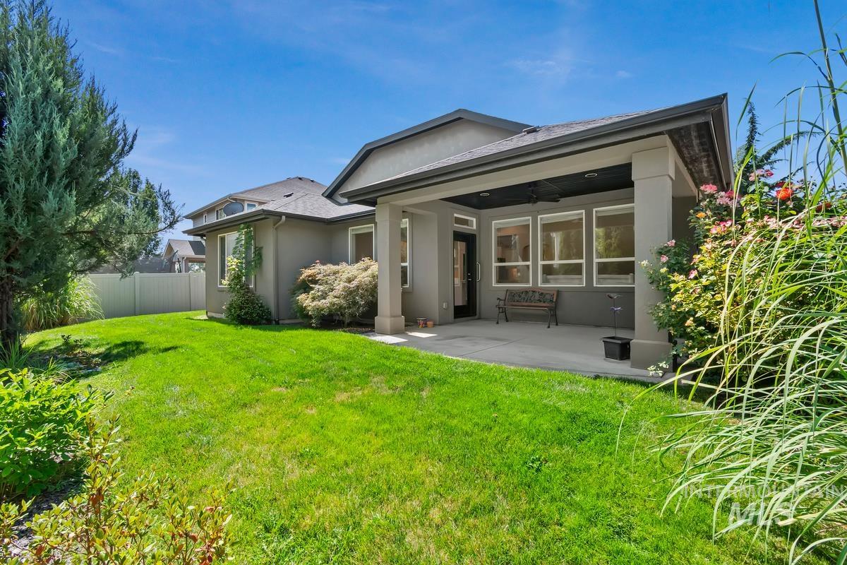 2434 N Betula Ave Property Photo 25