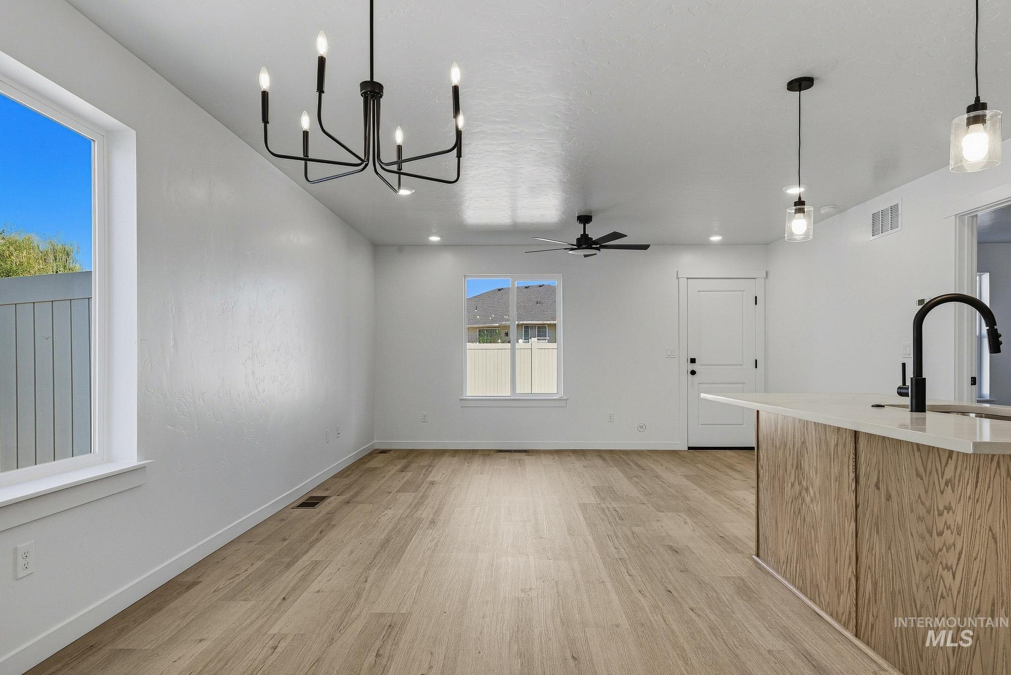 1905 Jensens Way Property Photo 8