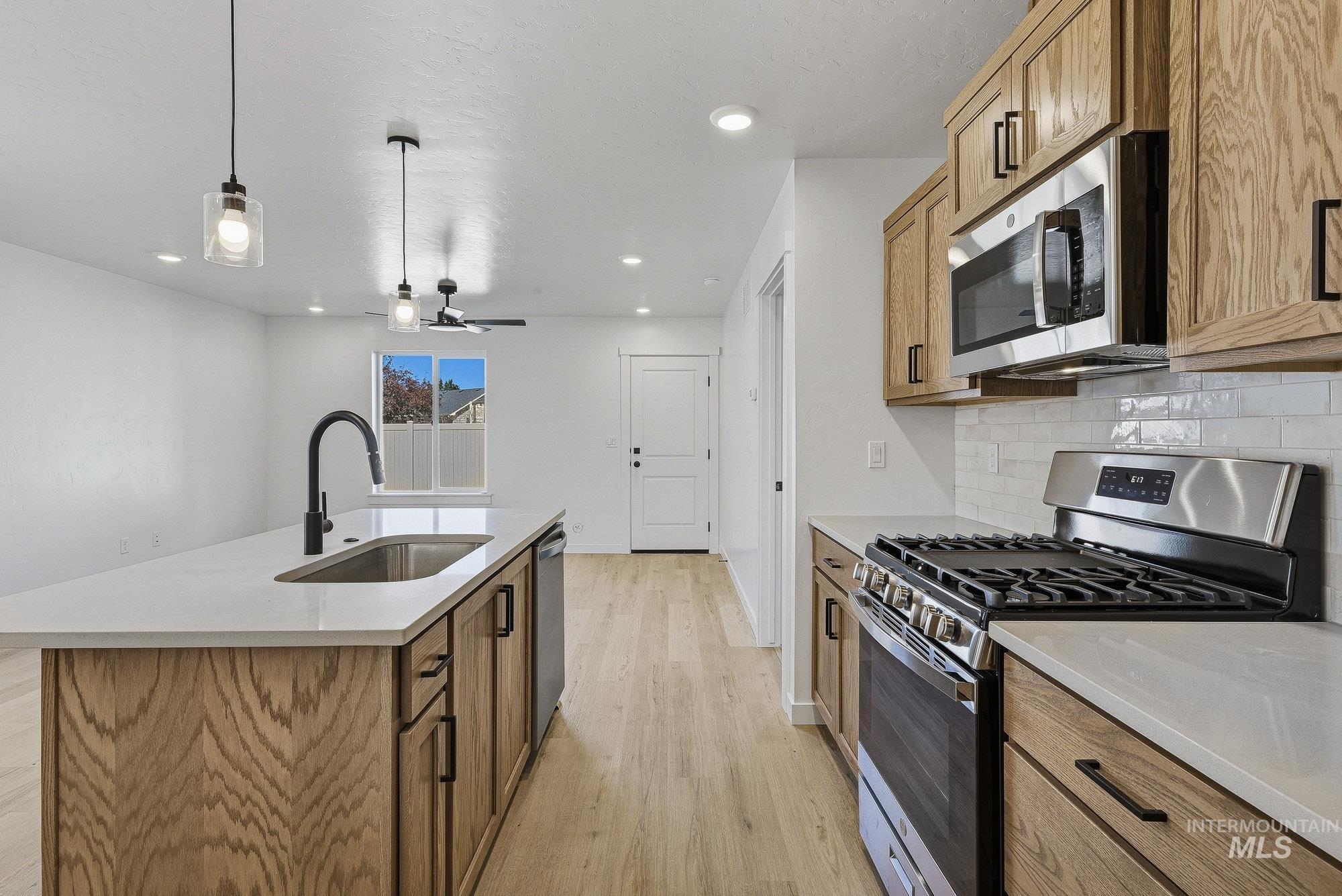 1905 Jensens Way Property Photo 11