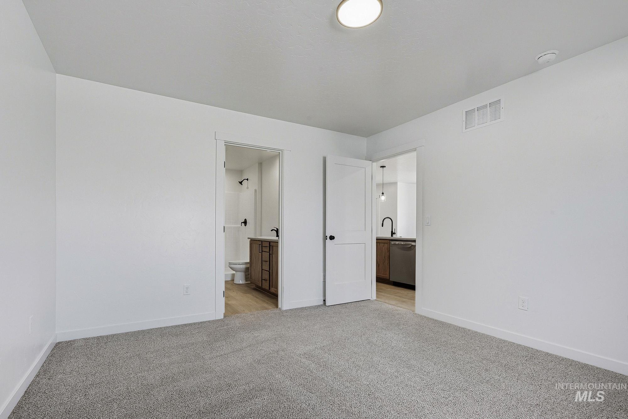1905 Jensens Way Property Photo 19