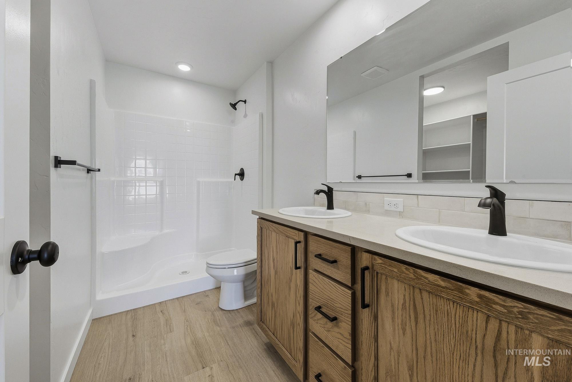 1905 Jensens Way Property Photo 21