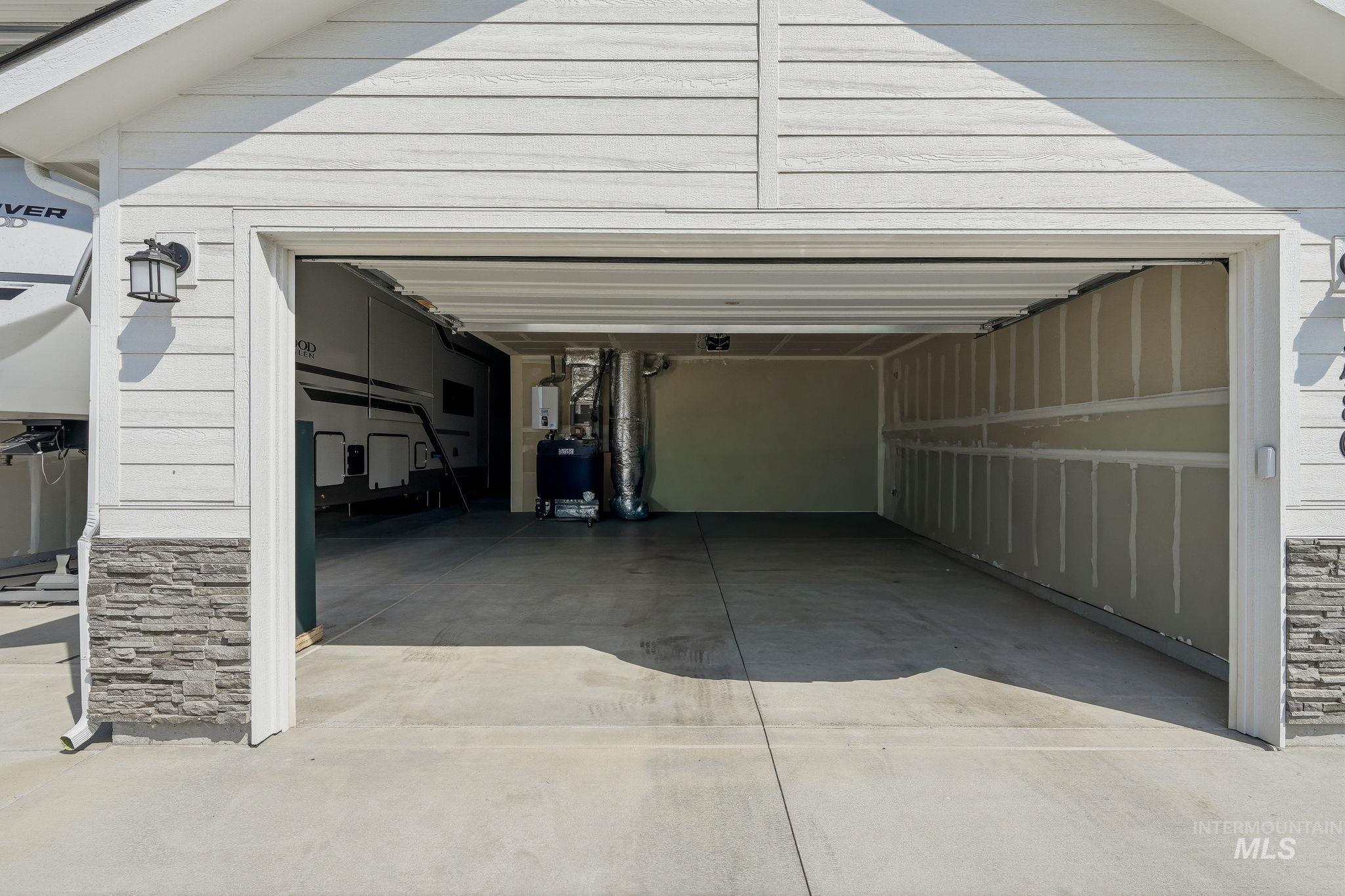 5480 E Bridal Veil Falls Property Photo 37