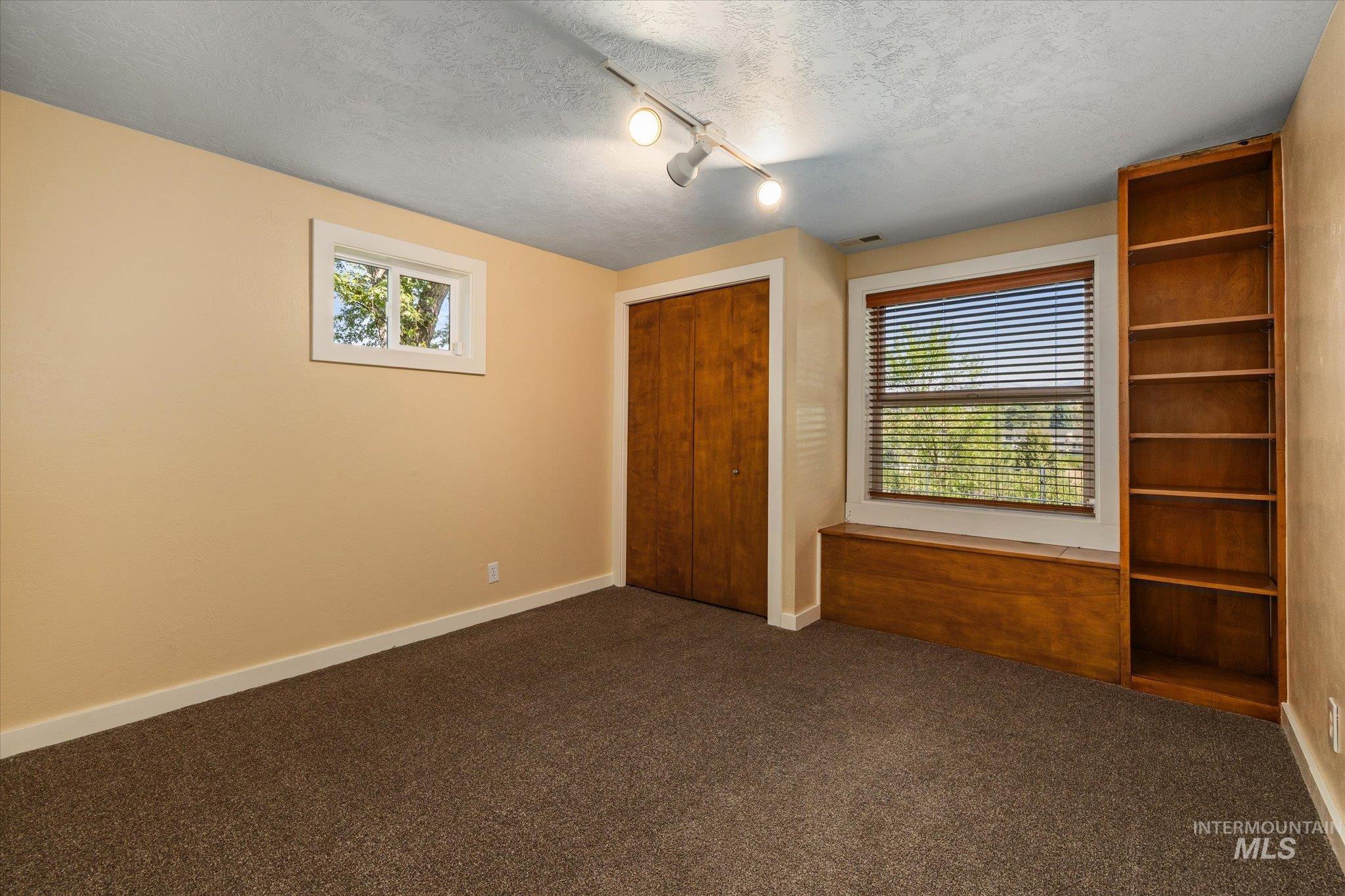 2919 N Tweed Ct Property Photo 29