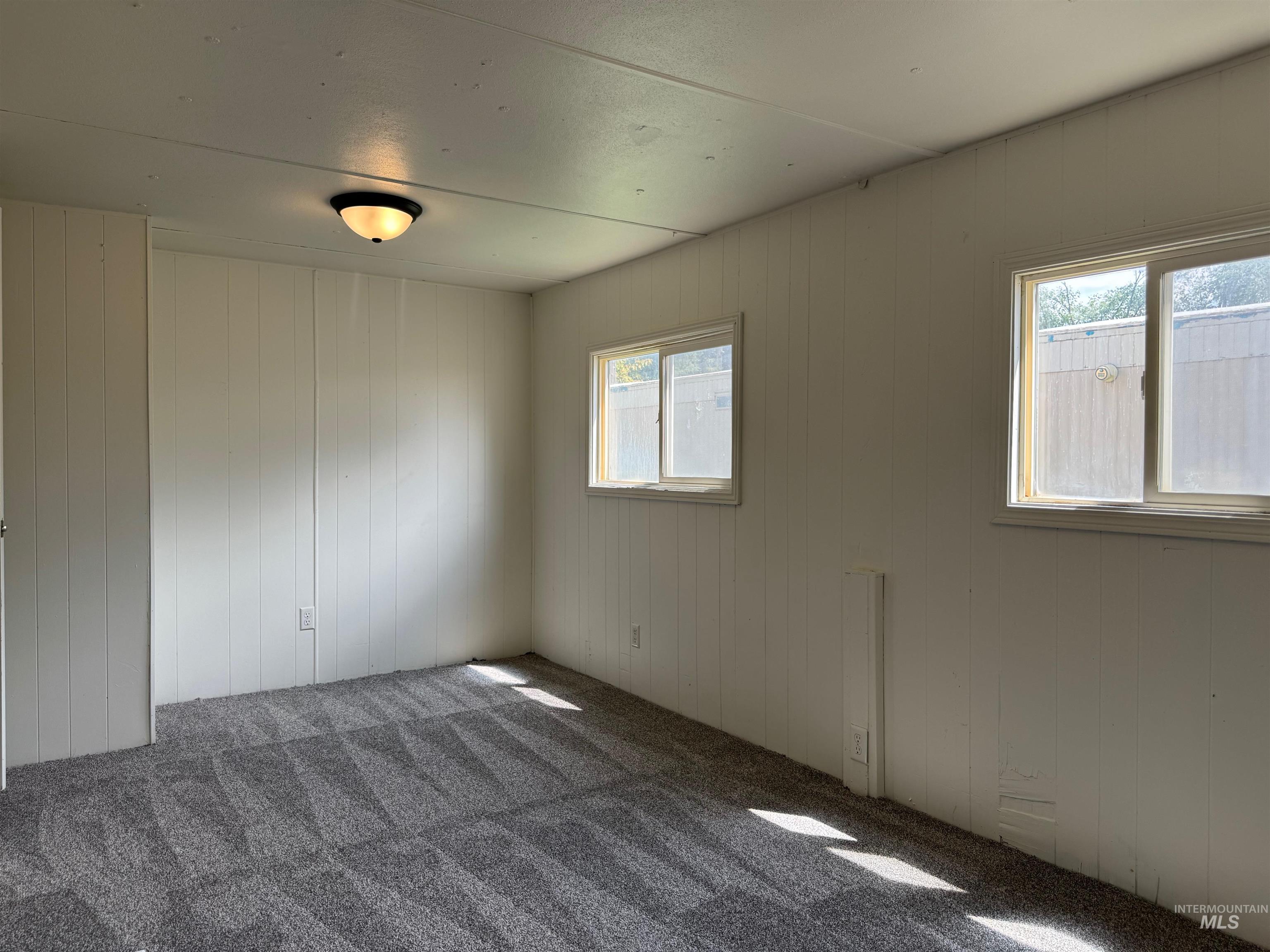 148 S 600 W Property Photo 12