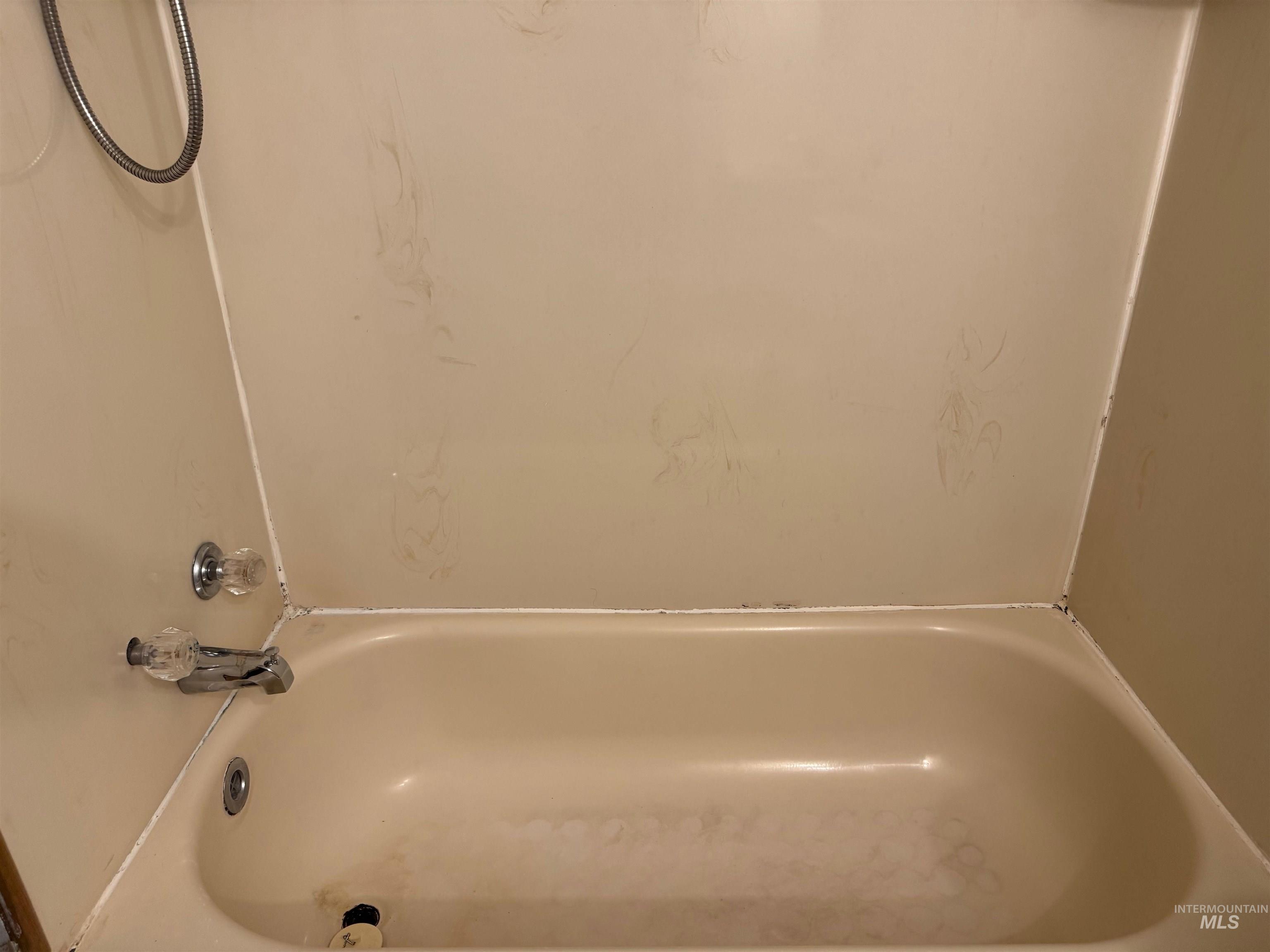 148 S 600 W Property Photo 16