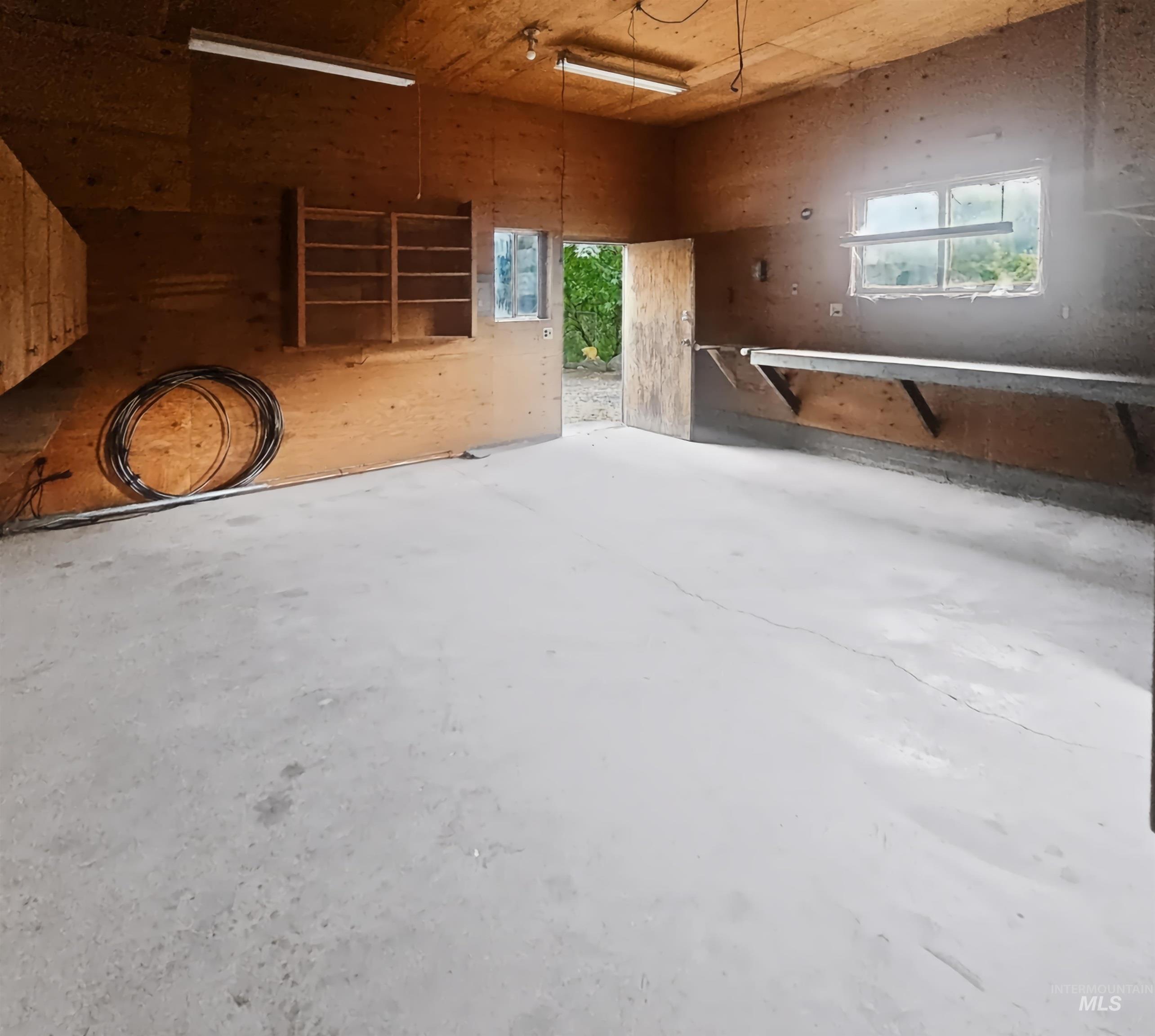 140 Florence Street Property Photo 6