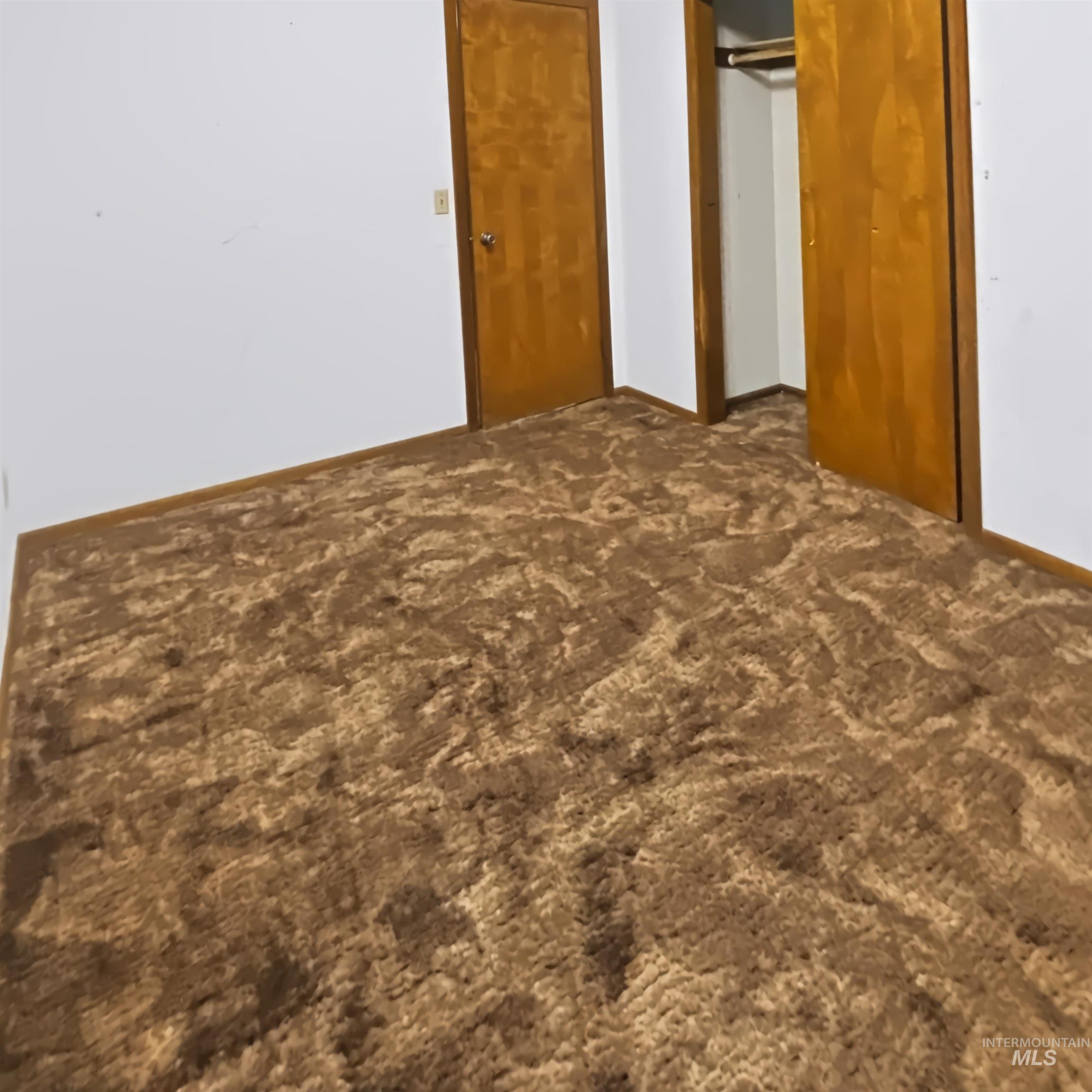 140 Florence Street Property Photo 32