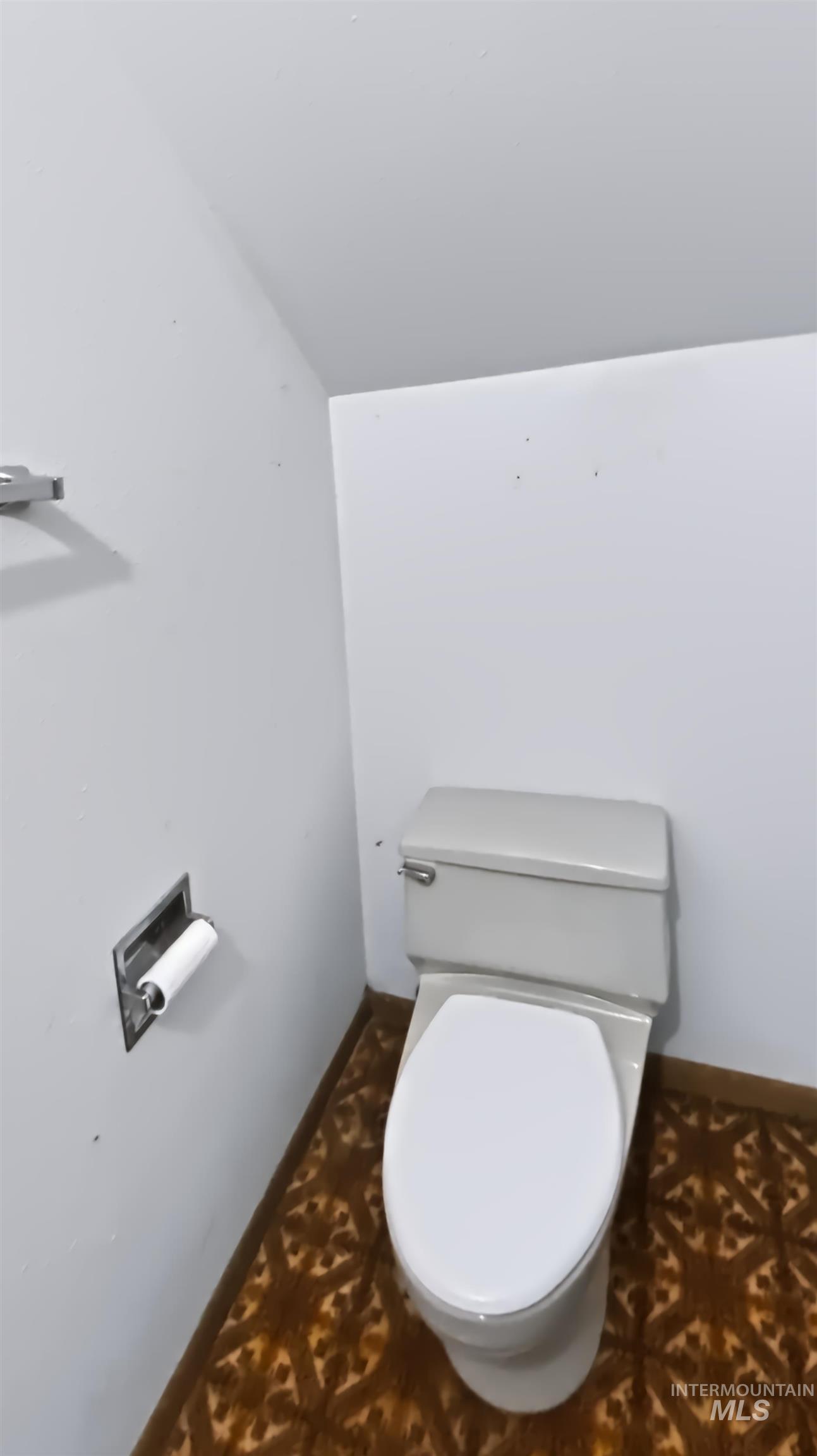 140 Florence Street Property Photo 39