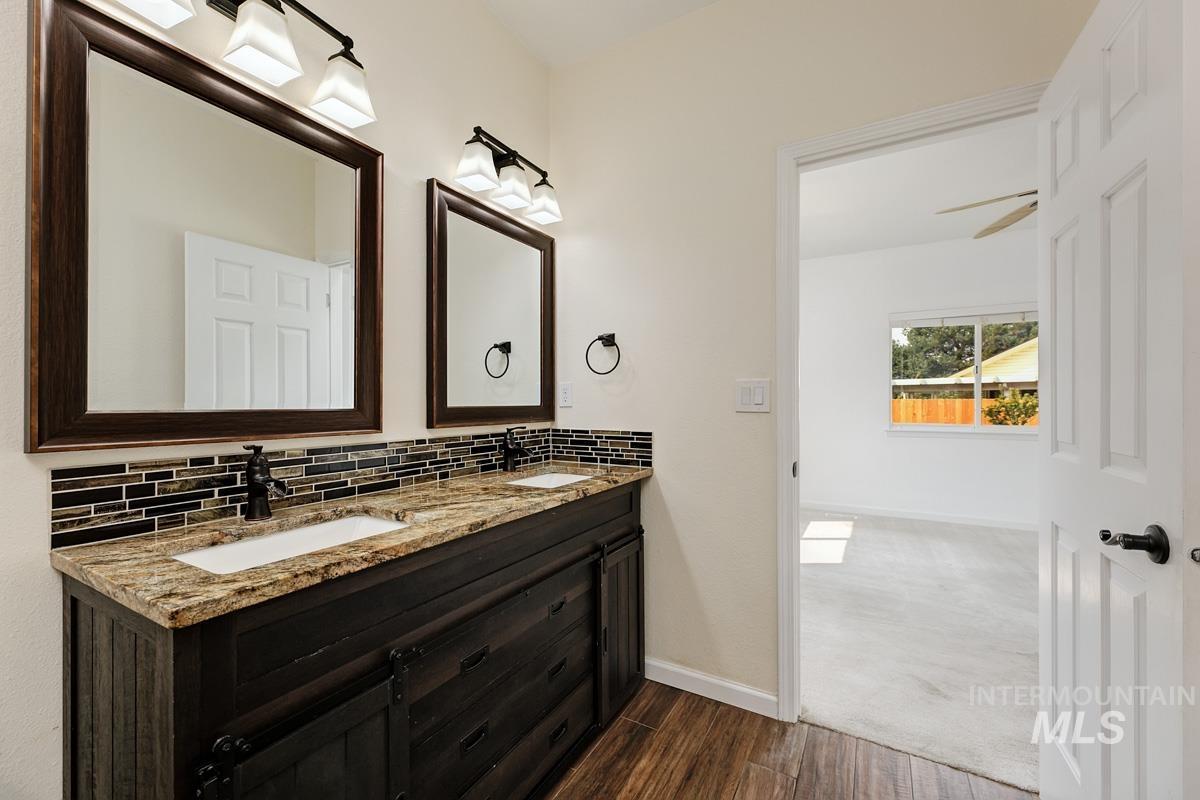 2575 S Bayou Bar Way Property Photo 18