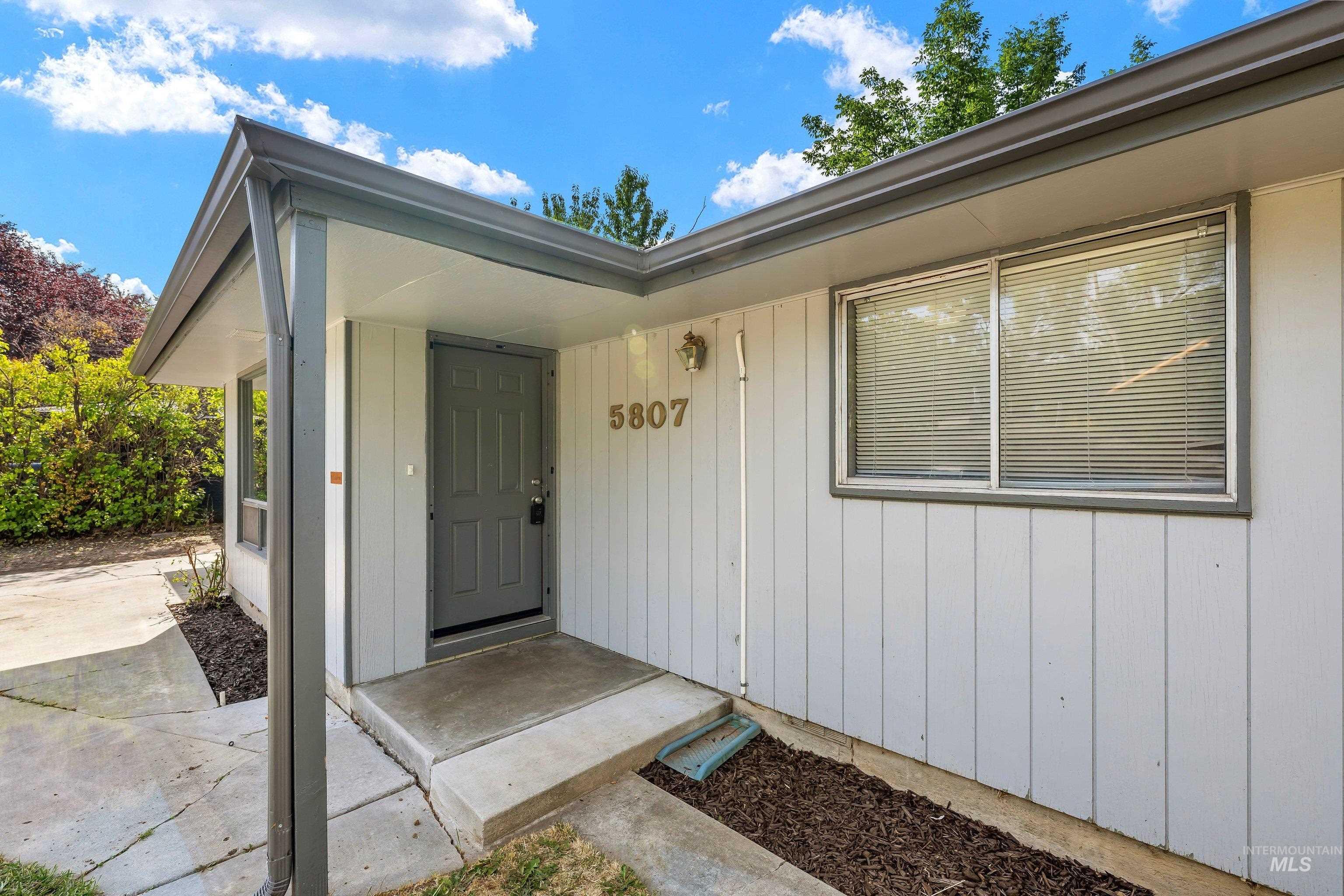 5807 W Grunder Dr Property Photo 3