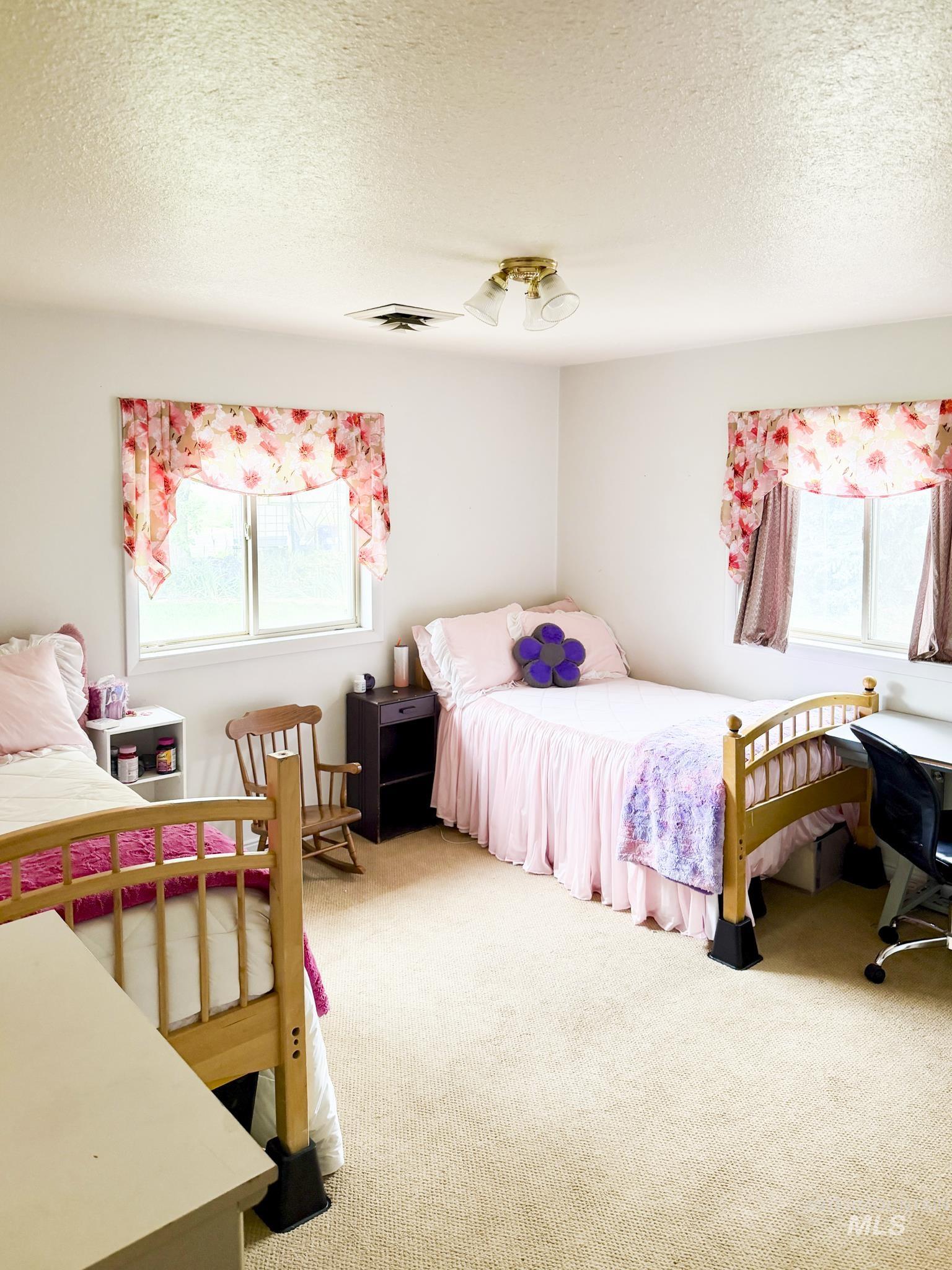 376 S 1100 E Property Photo 9
