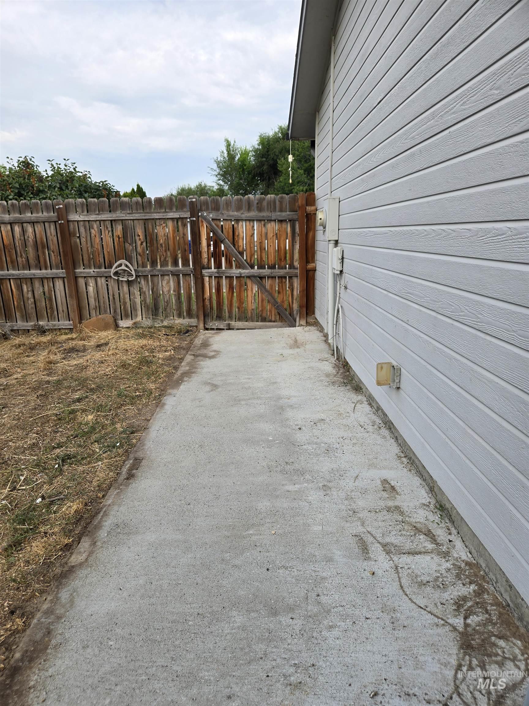 1324 River St Property Photo 20