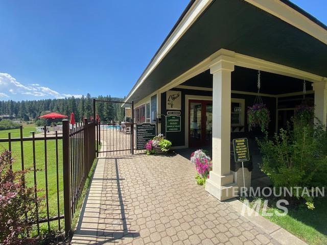 3633 Nelson Court Property Photo 8