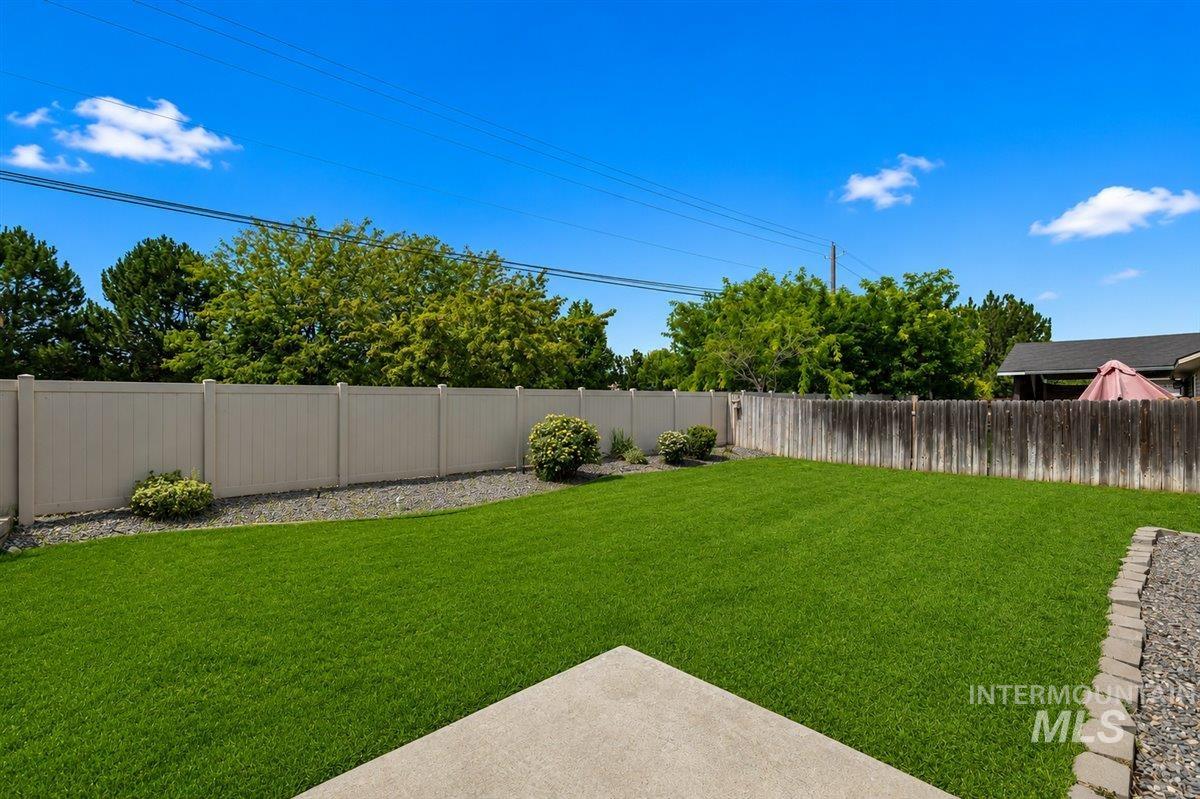 77 N Jefferson Property Photo 36
