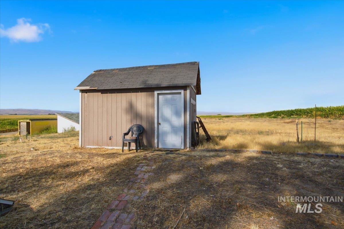 3929-3927 Homestead Rd Property Photo 20