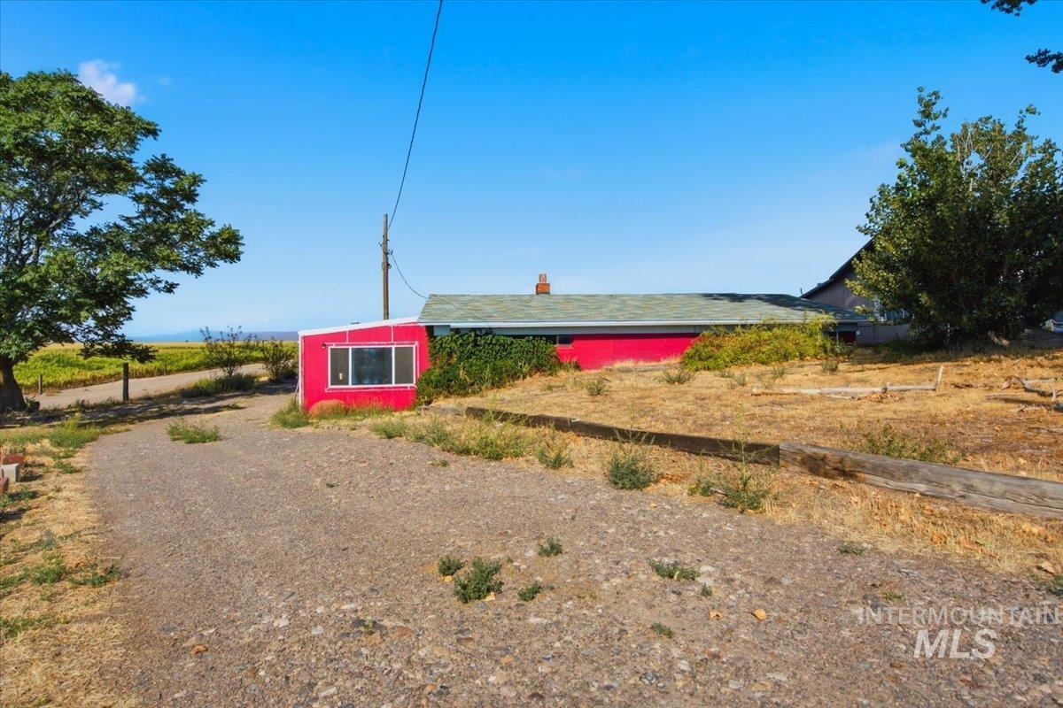 3929-3927 Homestead Rd Property Photo 22