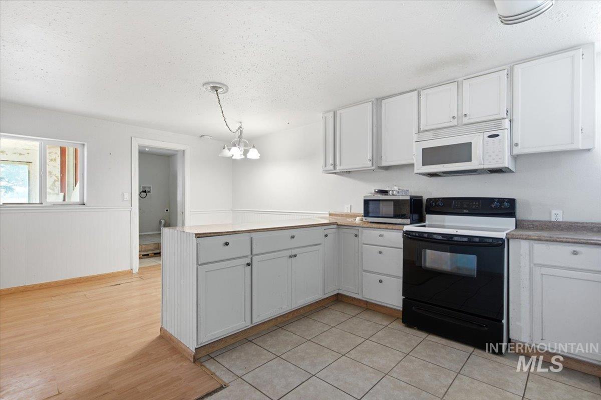 3929-3927 Homestead Rd Property Photo 31