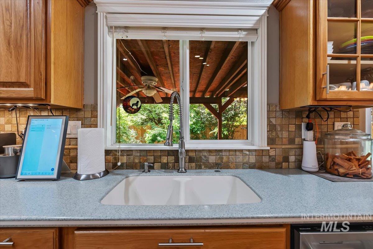 14079 W Hartford Drive Property Photo 12