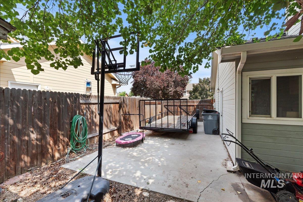 14079 W Hartford Drive Property Photo 32