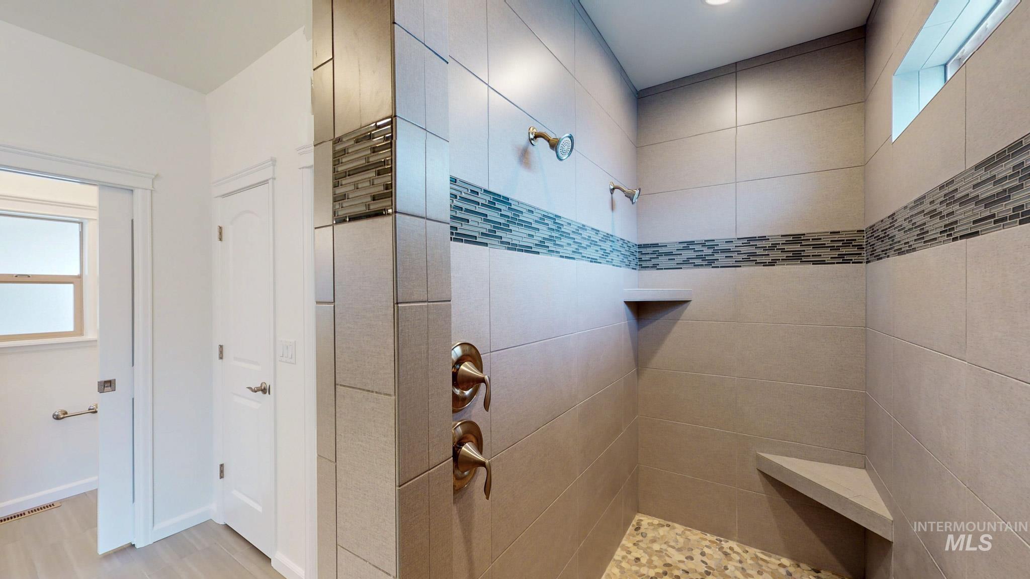 520 Sun Terrance Drive Property Photo 16