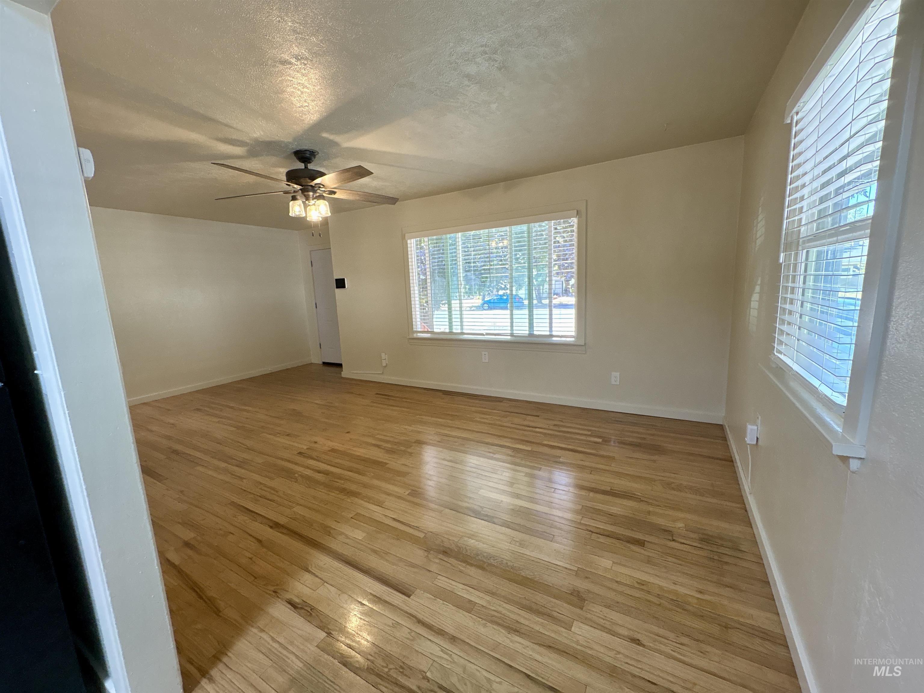 520 S 3rd E Property Photo 10