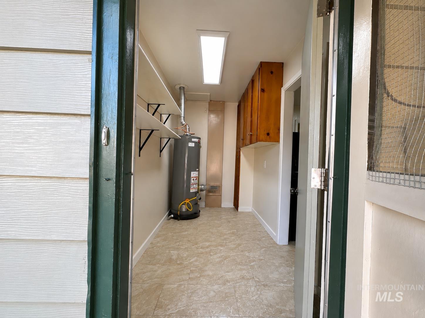 520 S 3rd E Property Photo 19
