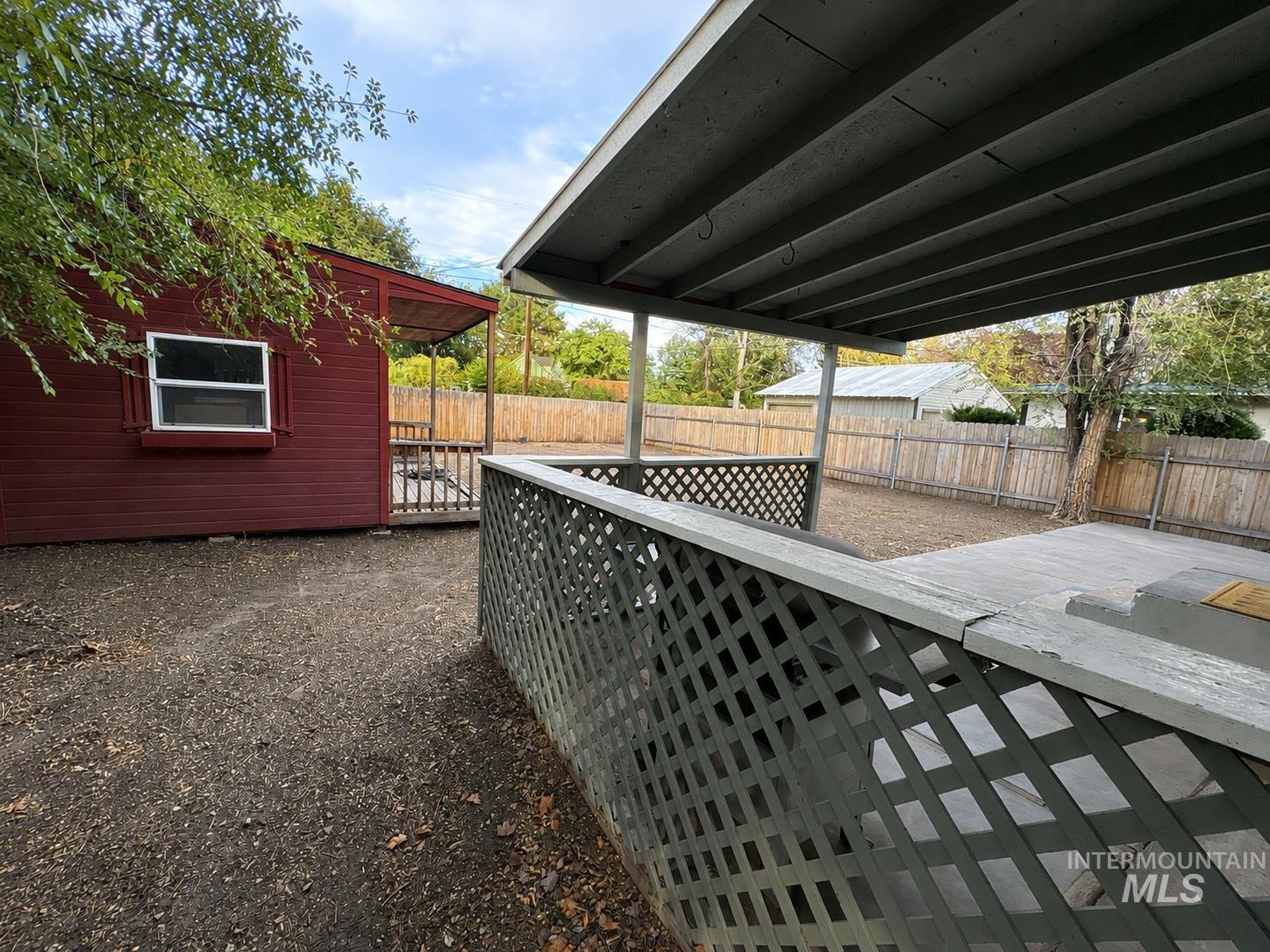 520 S 3rd E Property Photo 38