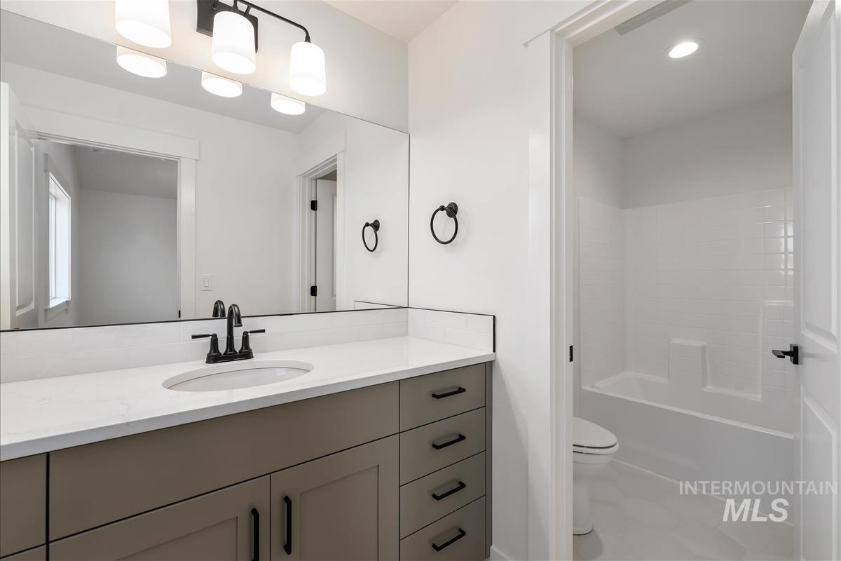 6821 S Krakauer Pl Property Photo 36