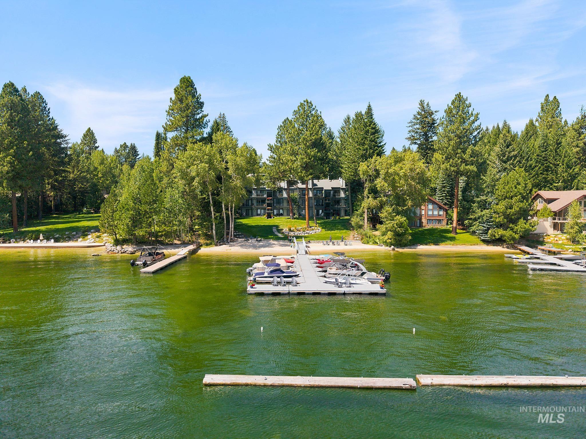 1552 Warren Wagon Road Property Photo 1