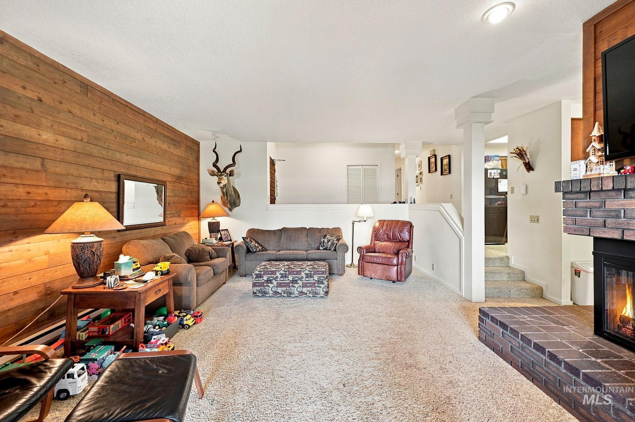 1552 Warren Wagon Road Property Photo 10
