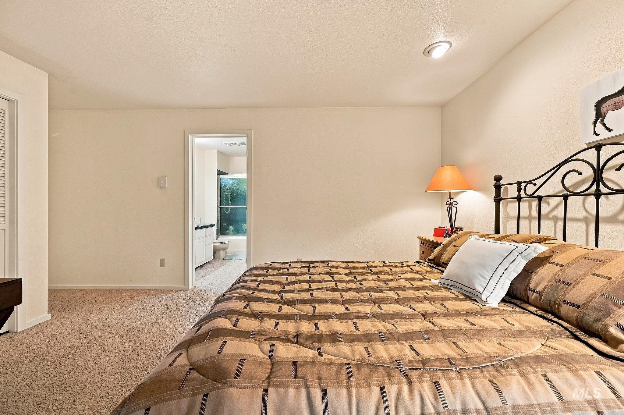 1552 Warren Wagon Road Property Photo 17
