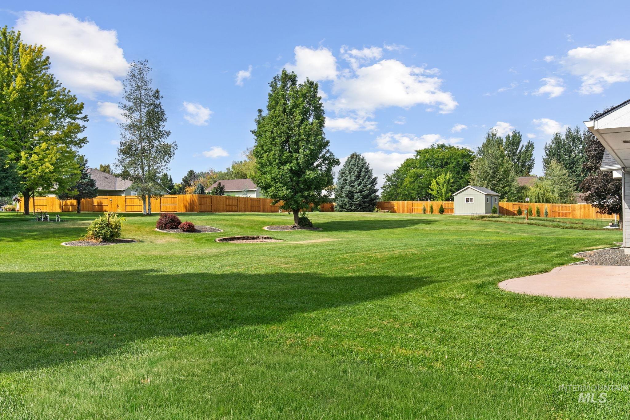 2086 Shelley Dr. Property Photo 43