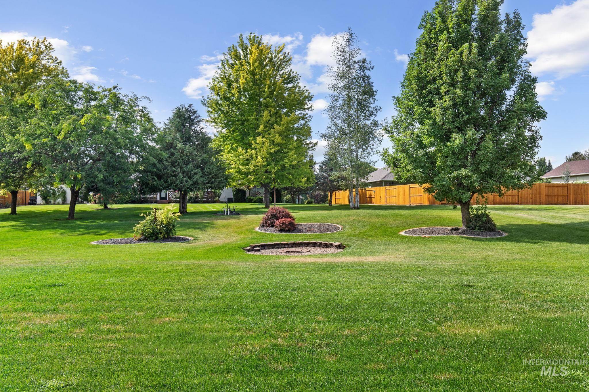 2086 Shelley Dr. Property Photo 44