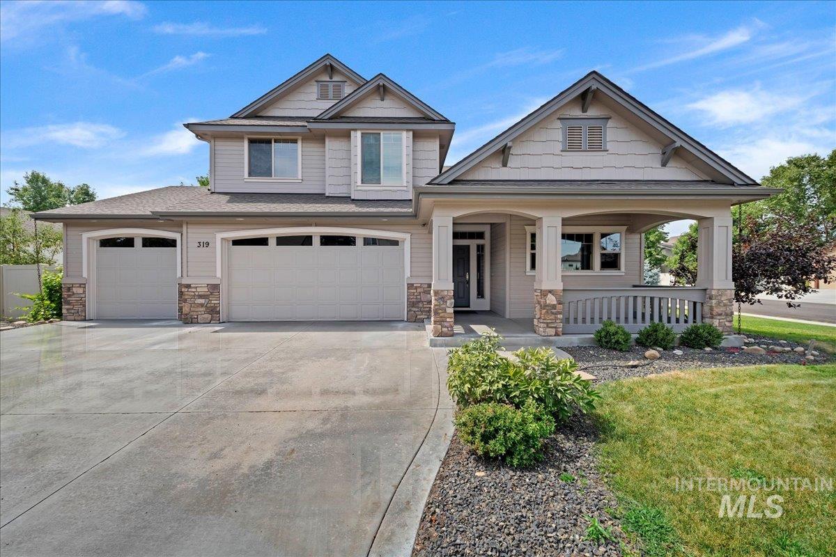 319 S Burgundy Way Property Photo 3
