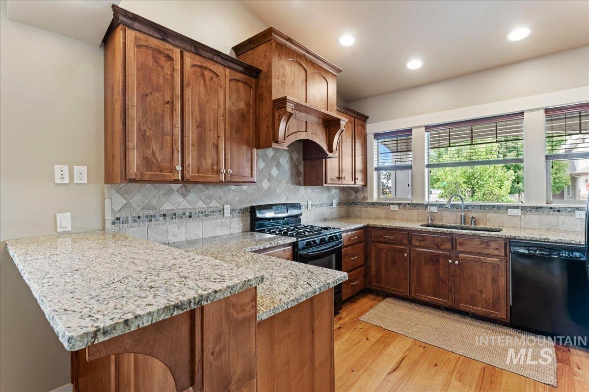 319 S Burgundy Way Property Photo 19