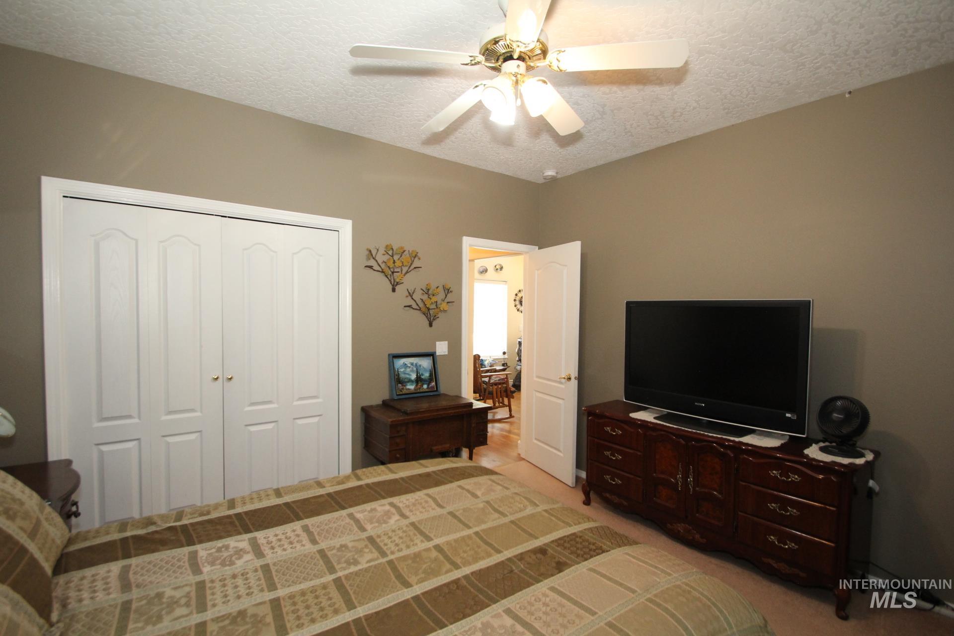 1707 Emerald Ave. Property Photo 13